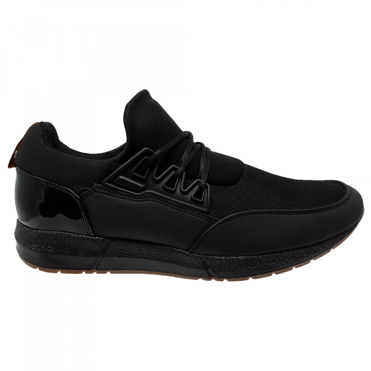 Tenis negro para hombre | Coyote y Olivia