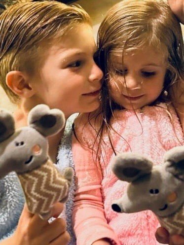 Saquito borrega sin mangas ratón lila dots - PREVENTA