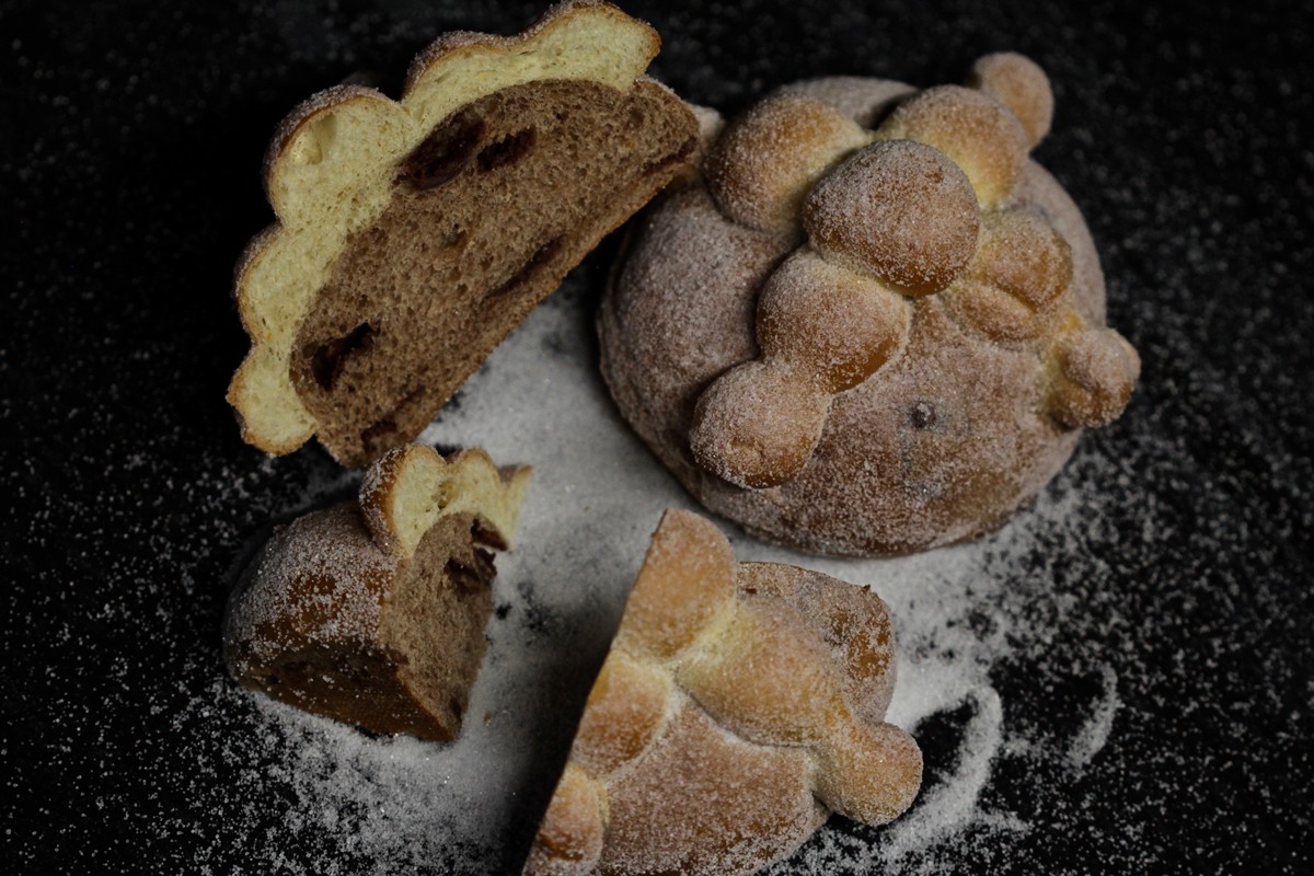PAN DE MUERTO x 4