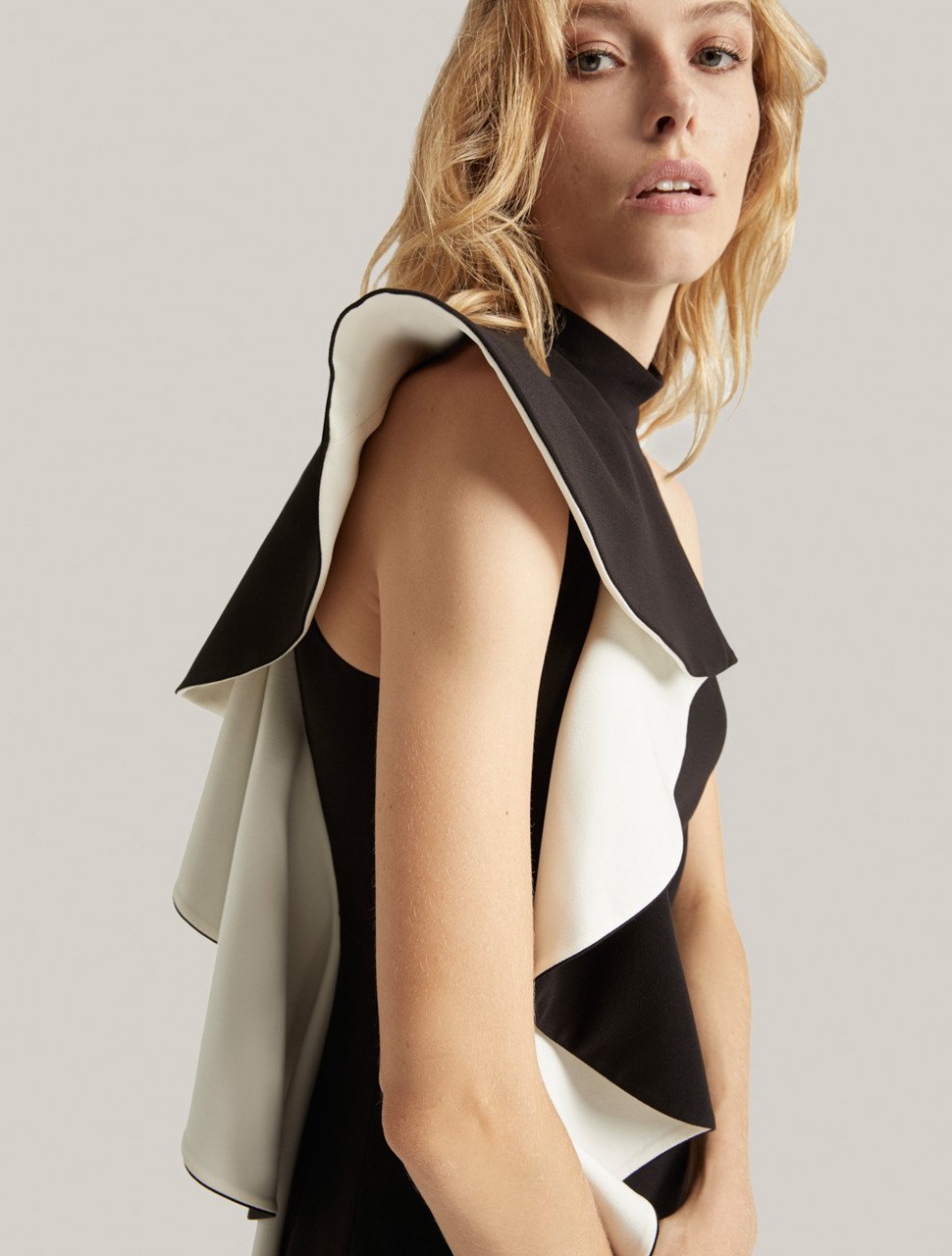 FLOUNCE CREPE DRESS FLOUNCE CREPE DRESS