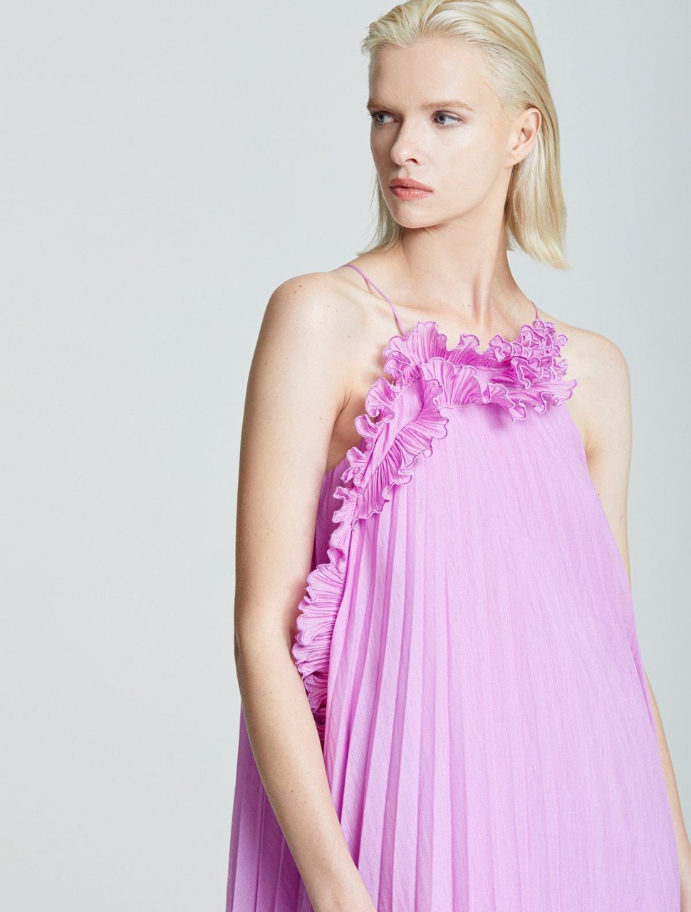 PLEATED RUFFLE DRESS PLEATED RUFFLE DRESS