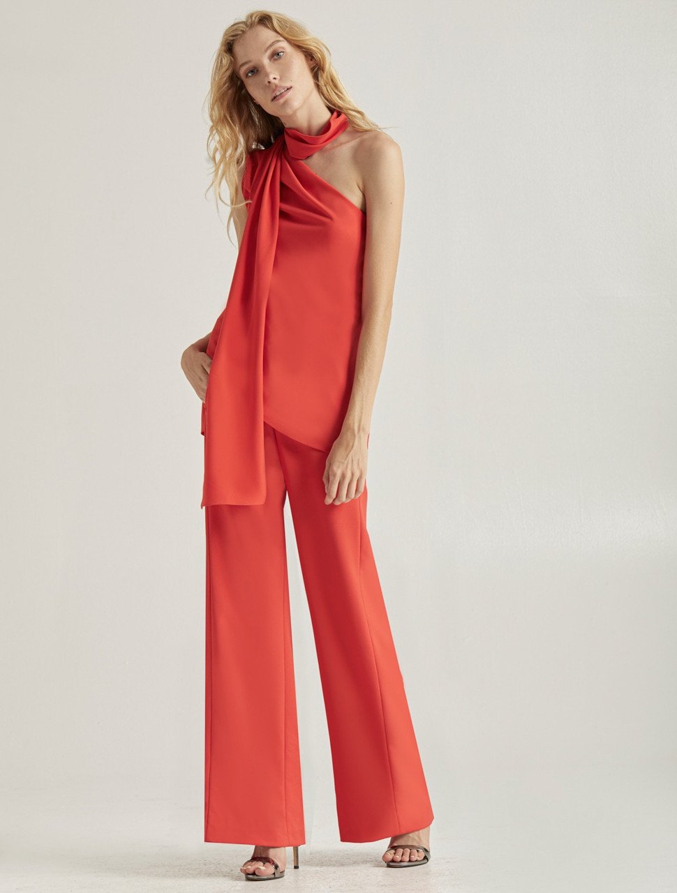 SCARF NECK TOP SCARF NECK TOP