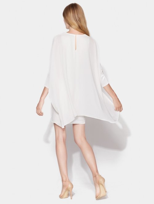 VESTIDO CON LENTEJUELAS