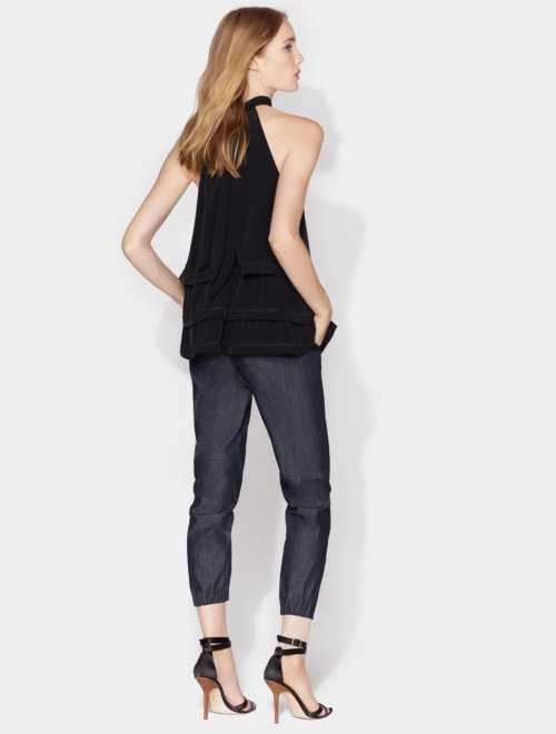 TOP MEDIO CUELLO CON HOLANES