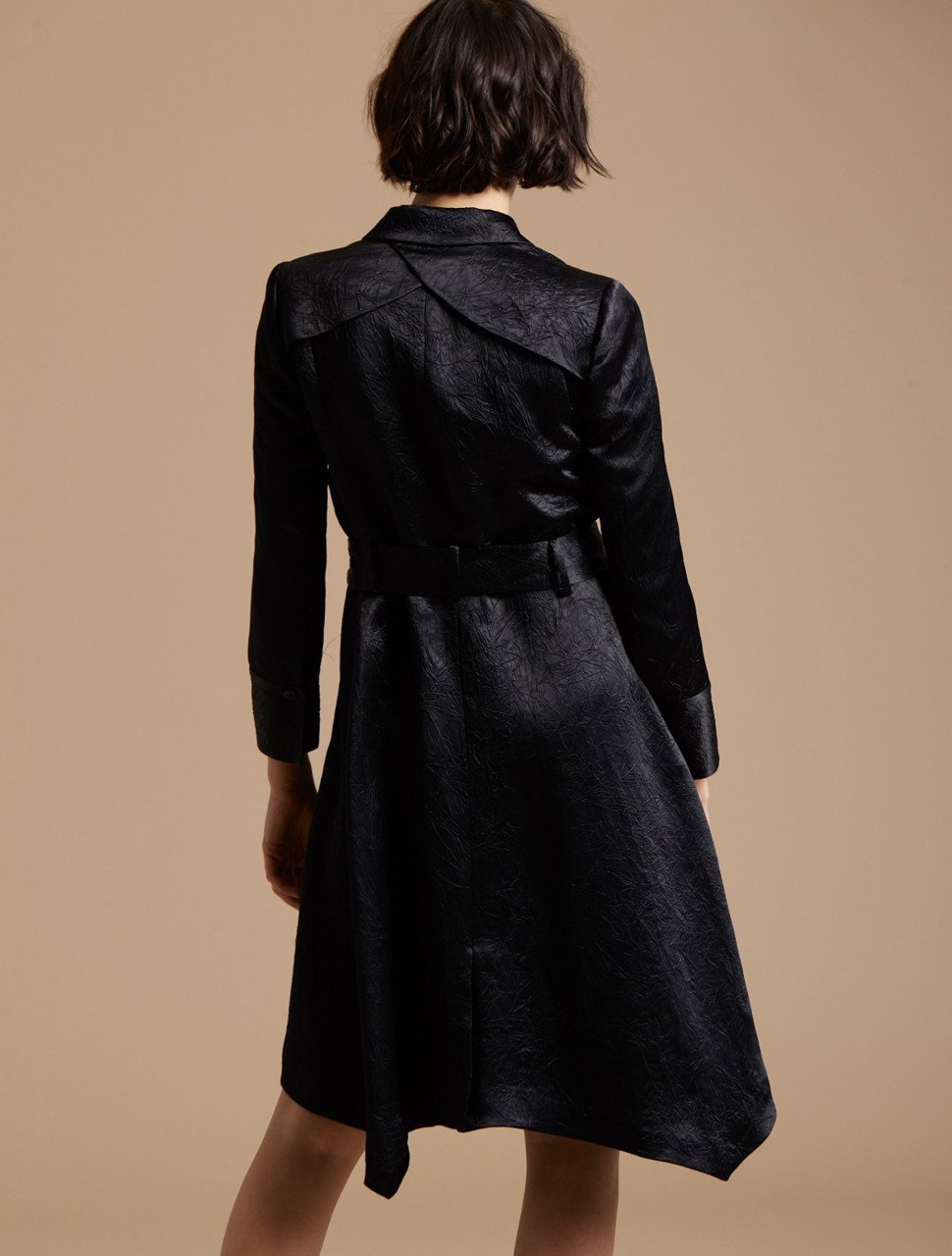 LONG SLEEVE CRUSHED SATIN TRENCH COAT DRESS LONG SLEEVE CRUSHED SATIN TRENCH COAT DRESS