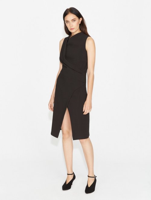 VESTIDO FRONTAL DRAPEADO