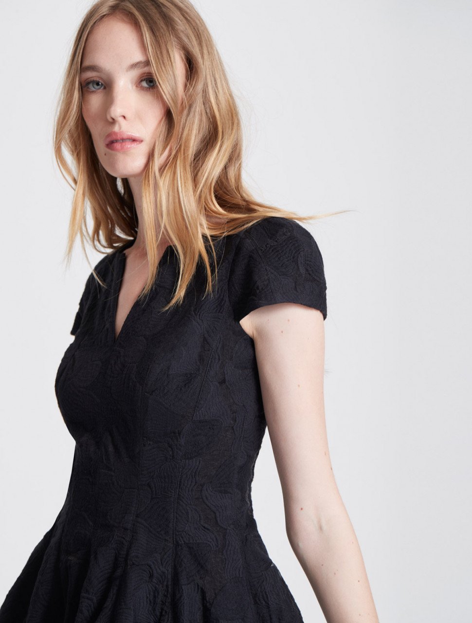 CAP SLEEVE NOTCH NECK JACQUARD DRESS CAP SLEEVE NOTCH NECK JACQUARD DRESS