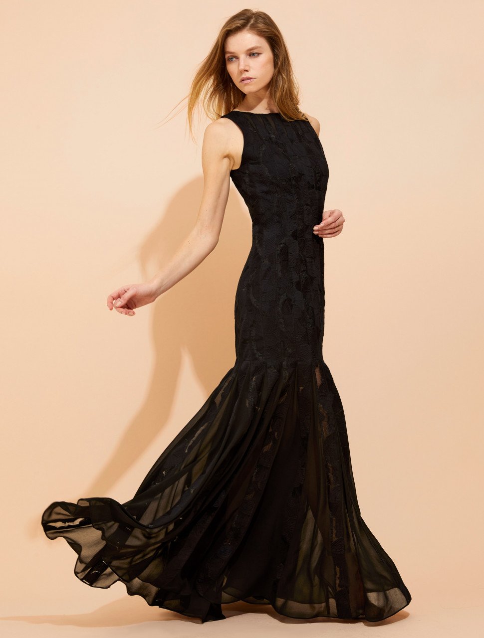 FLORAL ORGANZA JAQUARD GOWN FLORAL ORGANZA JAQUARD GOWN