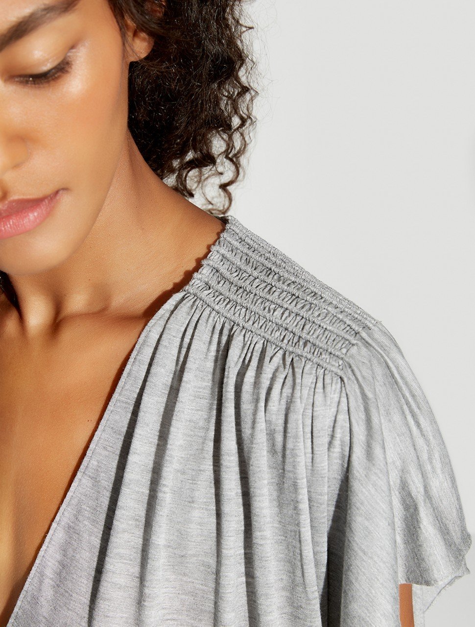 SS V NECK TOP W RUCHING SS V NECK TOP W RUCHING
