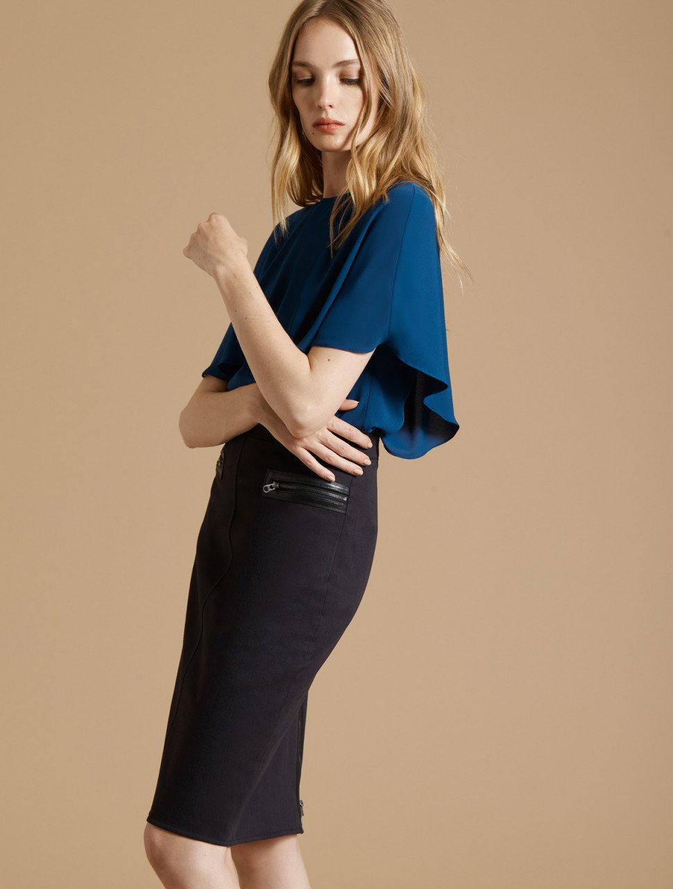 SLIM PENCIL SKIRT WITH ZIPPER DETAIL SLIM PENCIL SKIRT WITH ZIPPER DETAIL