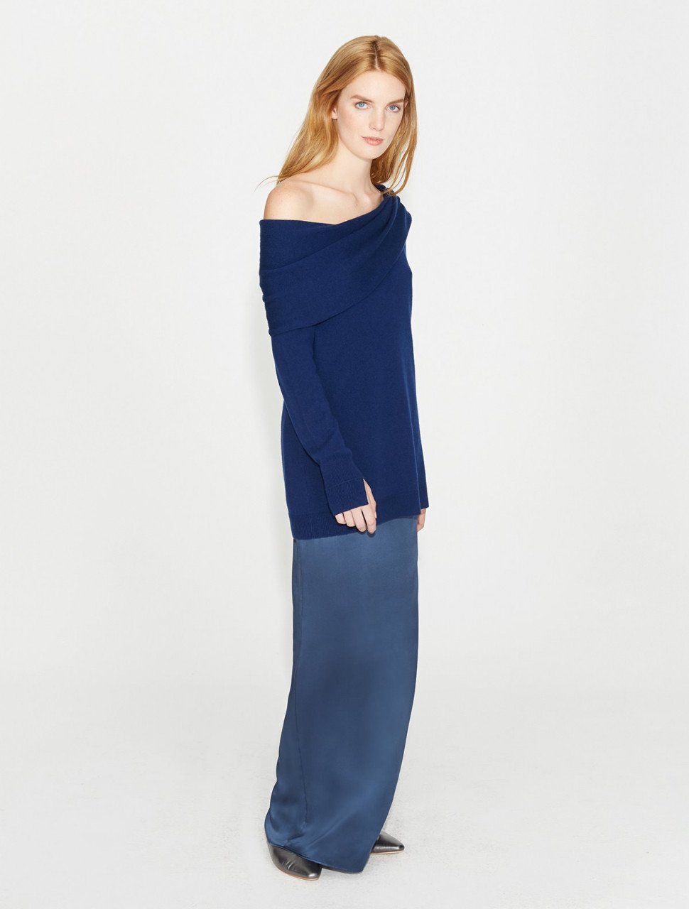SUETER A LOS HOBROS MEZCLA CASHMERE SUETER A LOS HOBROS MEZCLA CASHMERE