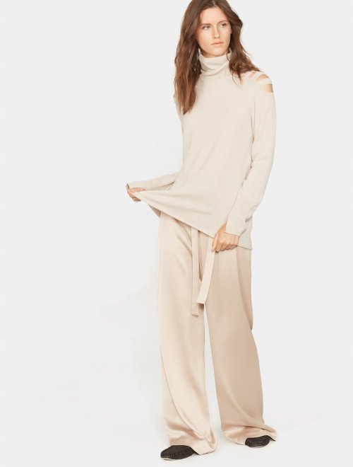 LONG SLEEVE TURTLENECK SWEATER WITH CUT OUTS