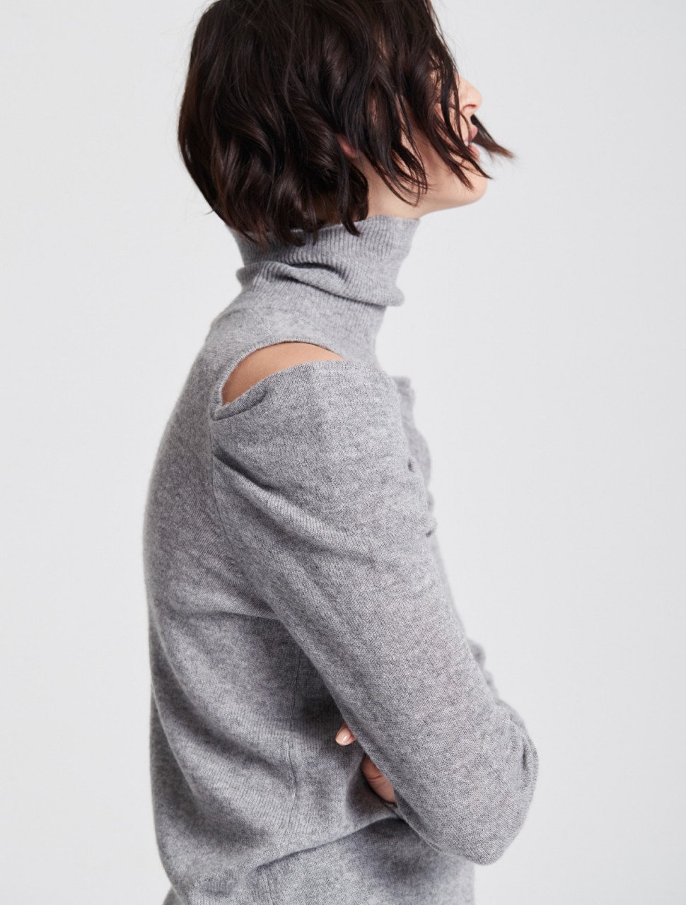 DRAPE COLD SHOULDER LONG SLEEVE TURTLENECK SWEATER DRAPE COLD SHOULDER LONG SLEEVE TURTLENECK SWEATER