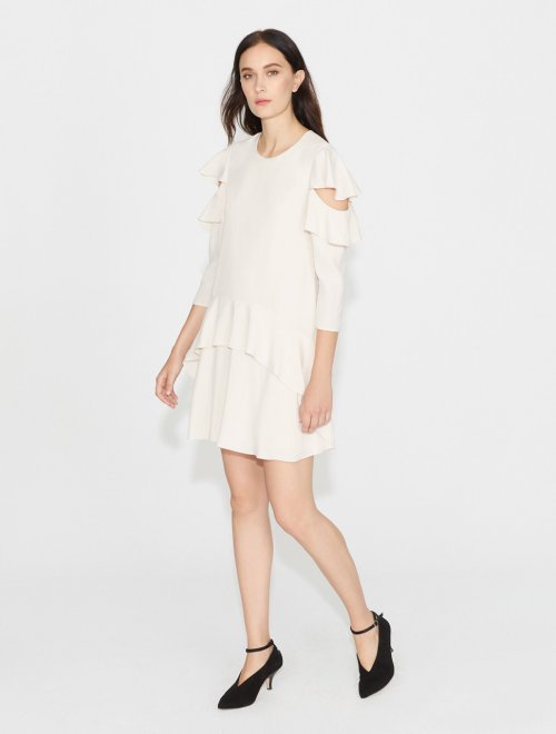 VESTIDO CON OLANES