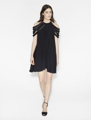 VESTIDO CON MULTI TIRAS VESTIDO CON MULTI TIRAS