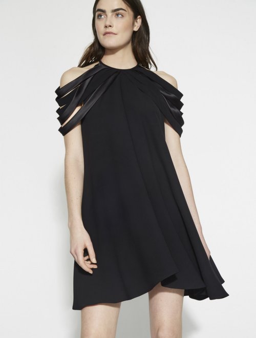 VESTIDO CON MULTI TIRAS