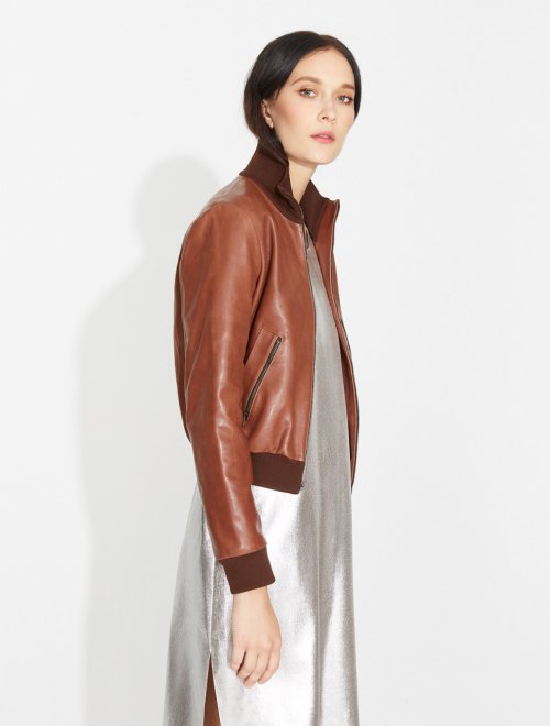 CHAQUETA BOMBARDERA DE CUERO