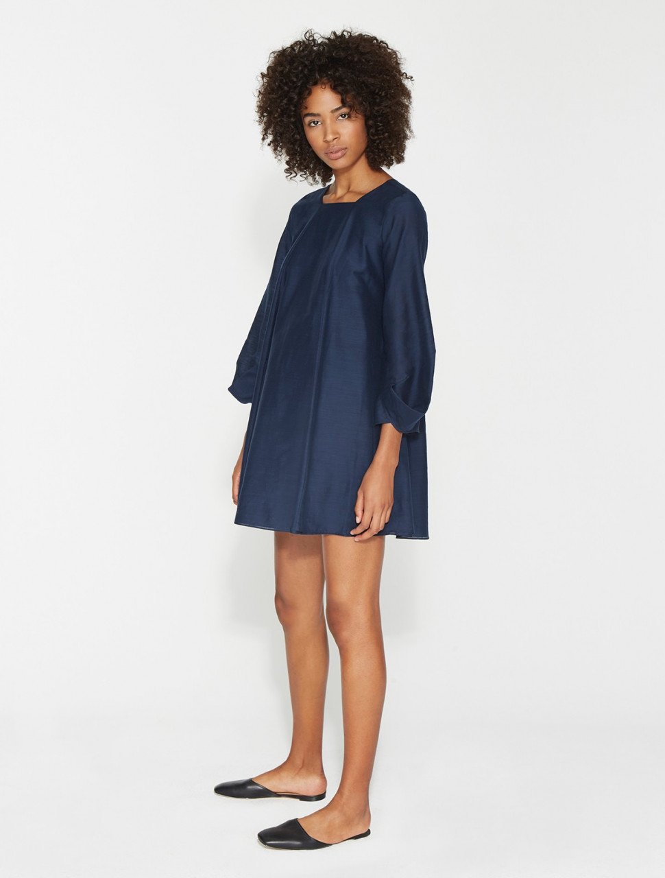 MINI VESTIDO LISO MINI VESTIDO LISO