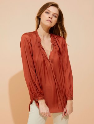 BLOUSON SLEEVE MEMORY SATIN TOP BLOUSON SLEEVE MEMORY SATIN TOP