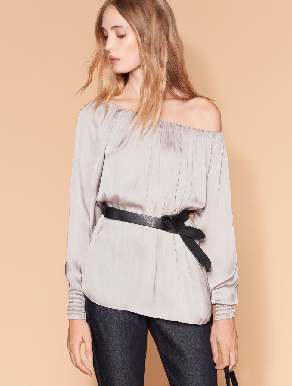 LONG SLEEVE RUCHED NECK TOP WITH SMOCK CUFFS LONG SLEEVE RUCHED NECK TOP WITH SMOCK CUFFS