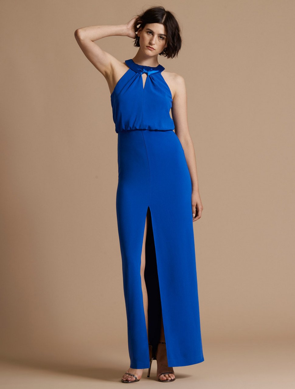 SATIN NECK CREPE GOWN WITH KEYHOLE SATIN NECK CREPE GOWN WITH KEYHOLE