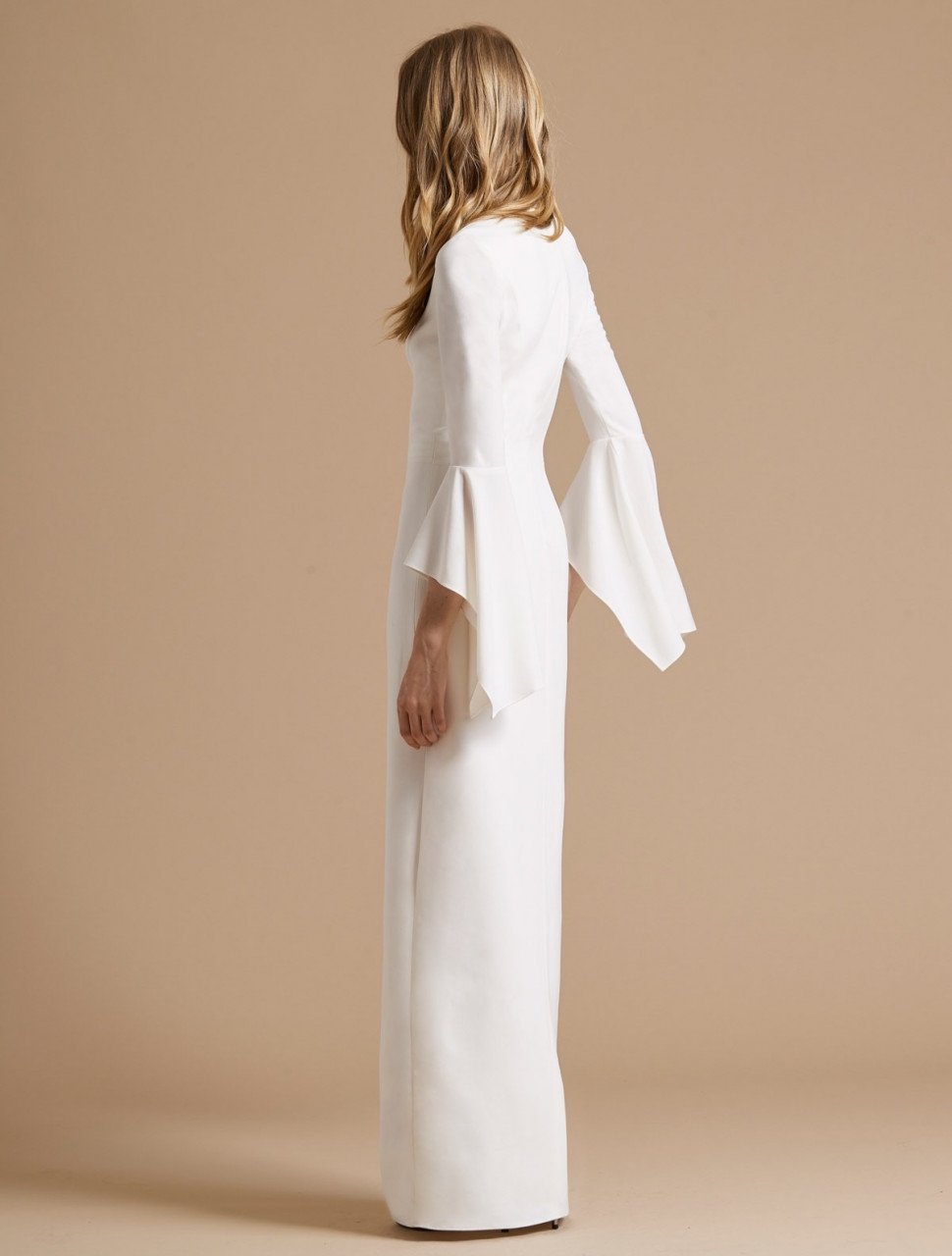 FLOUNCE SLEEVE CREPE GOWN FLOUNCE SLEEVE CREPE GOWN