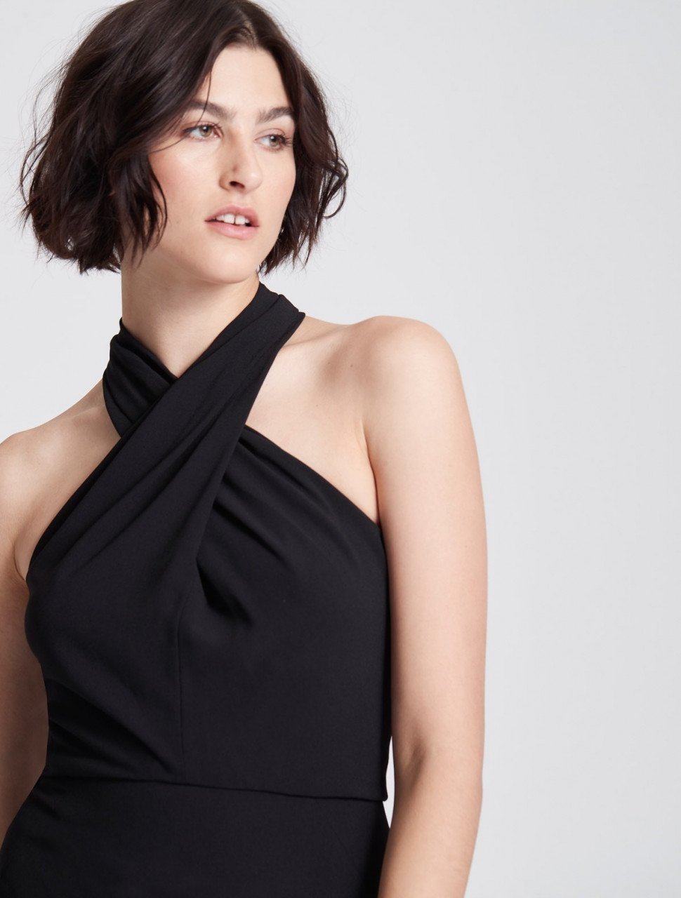 ICONIC CROSS NECK CREPE GOWN ICONIC CROSS NECK CREPE GOWN