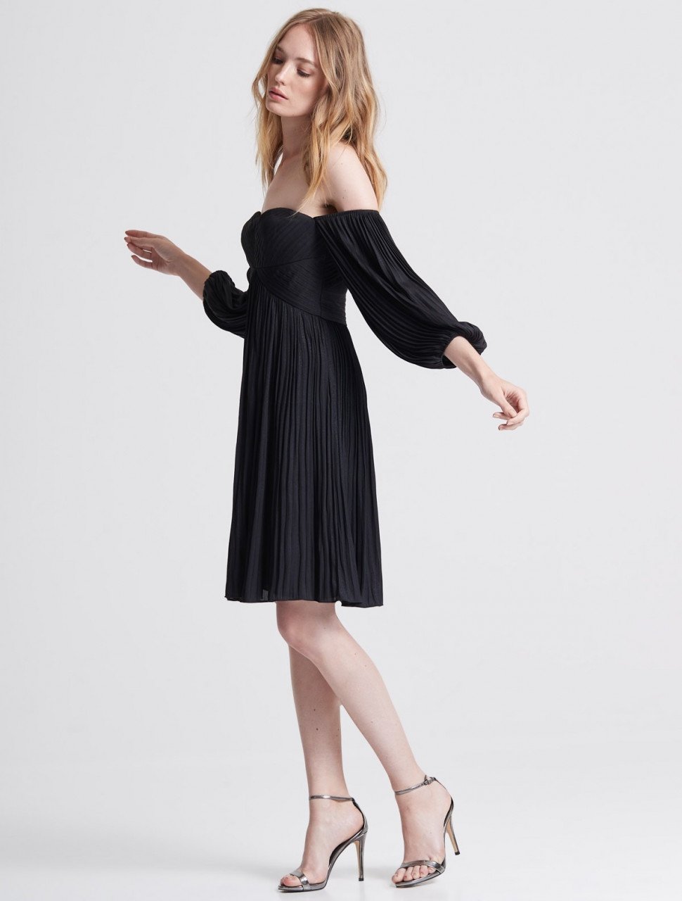 OFF SHOULDER PLEATED FOILED DRESS OFF SHOULDER PLEATED FOILED DRESS