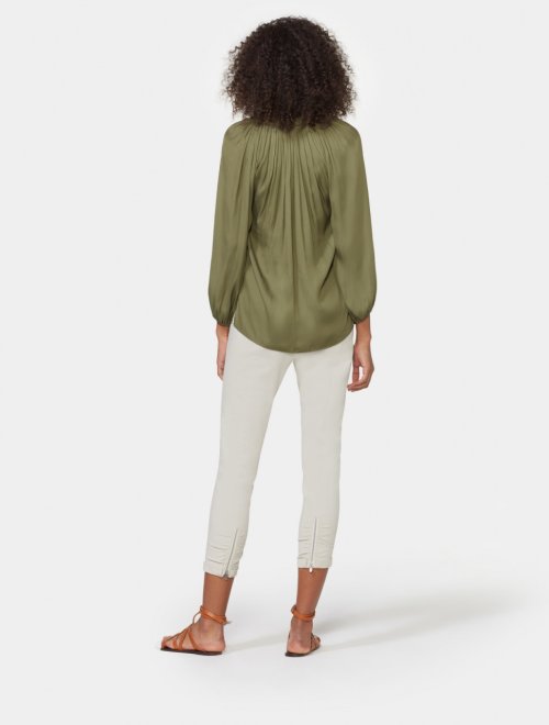 LONG SLEEVE RUCHED NECK TOP