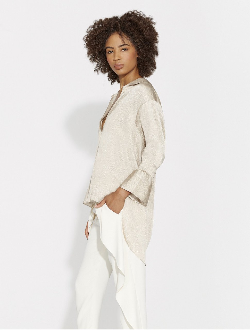 BLUSA CON PUÑOS IMPRESOS BLUSA CON PUÑOS IMPRESOS