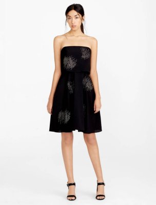 VESTIDO CREPE ESTRAPLE VESTIDO CREPE ESTRAPLE