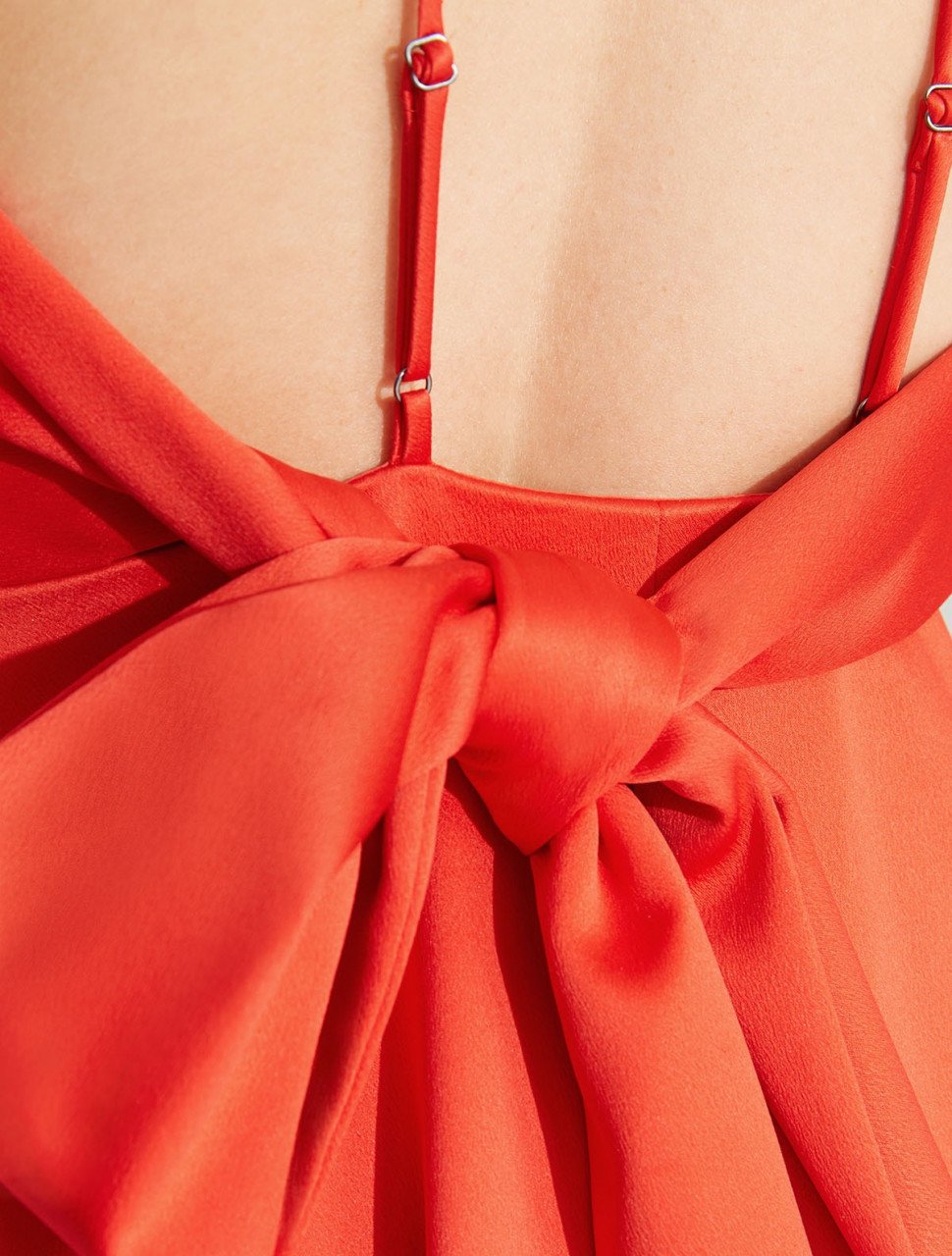 VESTIDO SATIN LINEA A VESTIDO SATIN LINEA A