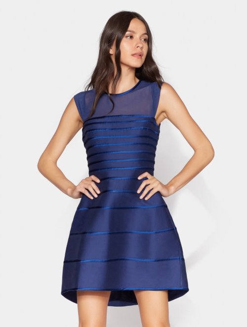 VESTIDO SATÉN ESTRUCTURADO