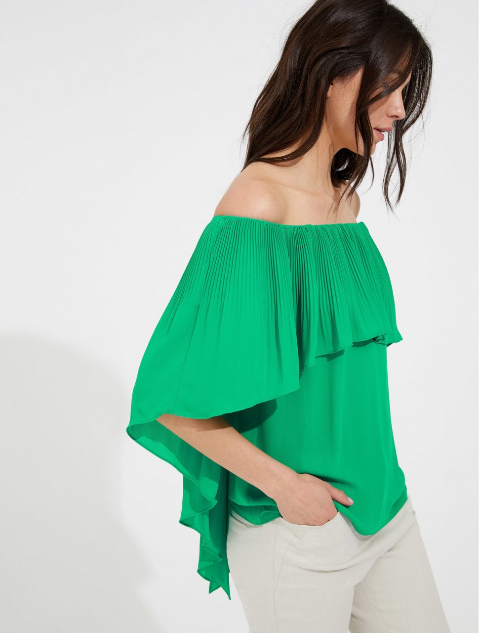 OFF SHOULDER PLEATED SILKY GEORGETTE TOP OFF SHOULDER PLEATED SILKY GEORGETTE TOP