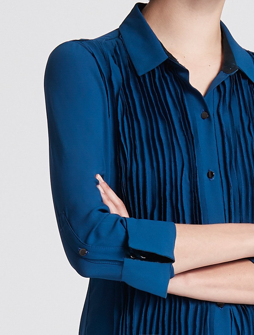 LONG SLEEVE PLEATED FRONT SHIRTDRESS LONG SLEEVE PLEATED FRONT SHIRTDRESS