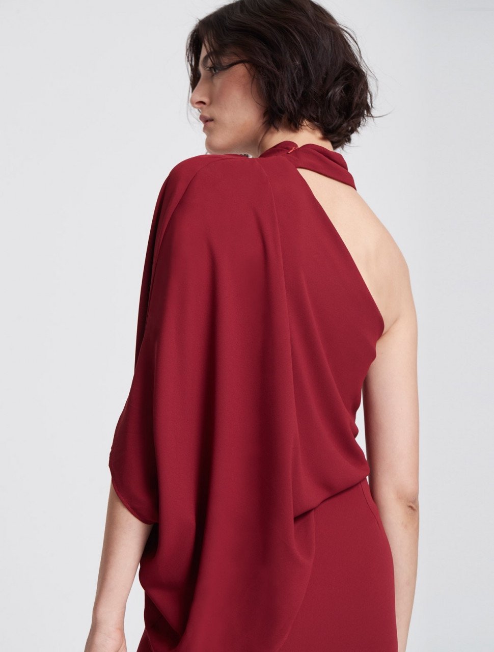 ICONIC ASYMMETRIC DRAPED DRESS ICONIC ASYMMETRIC DRAPED DRESS