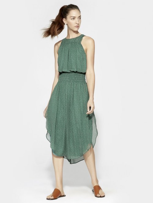 VESTIDO MAXI CORRUGADO SIN MANGAS CUELLO REDONDO