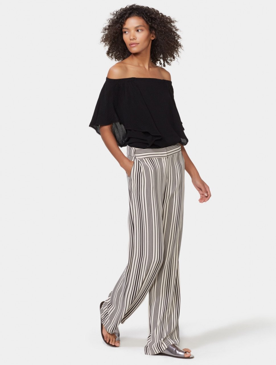 PANTALÓN PIERNA ANCHA RAYAS PANTALÓN PIERNA ANCHA RAYAS