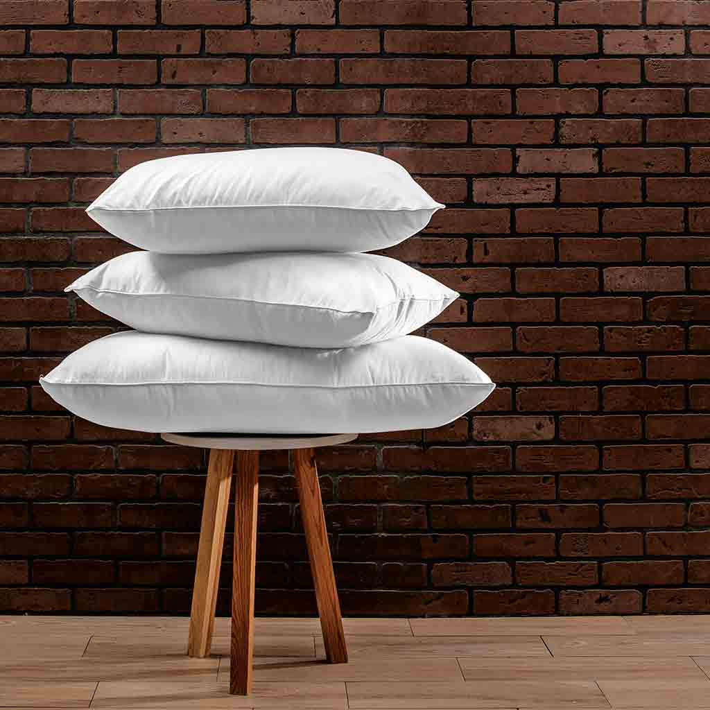 ALMOHADA MICROTELA IMPERMEABLE FIRME