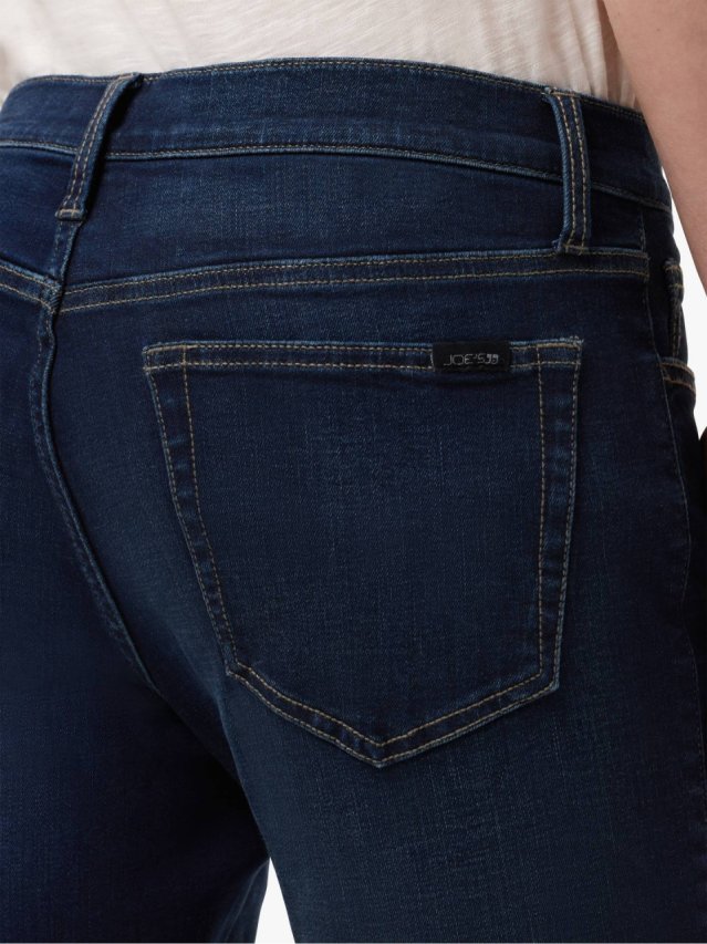THE SLIM FIT 32 THE SLIM FIT 32