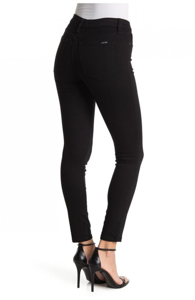 CURVY SKINNY CURVY SKINNY