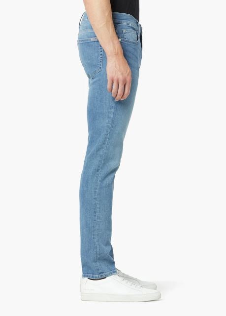 THE CLASSIC 32 INSEAM THE CLASSIC 32 INSEAM