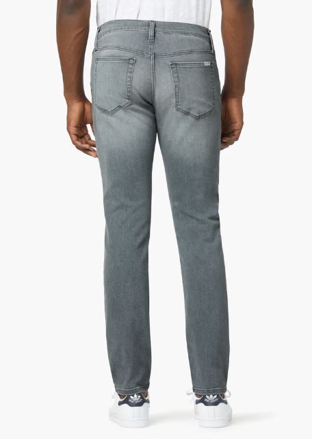 THE SLIM FIT THE SLIM FIT