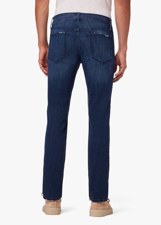 THE SLIM FIT 32 THE SLIM FIT 32