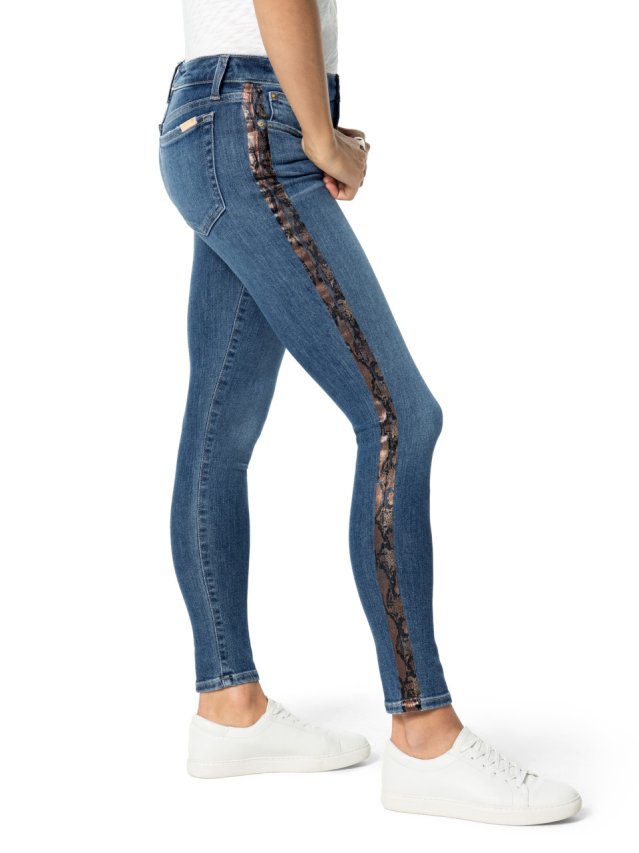 THE CHARLIE ANKLE COBRA SIDE STRIPE THE CHARLIE ANKLE COBRA SIDE STRIPE