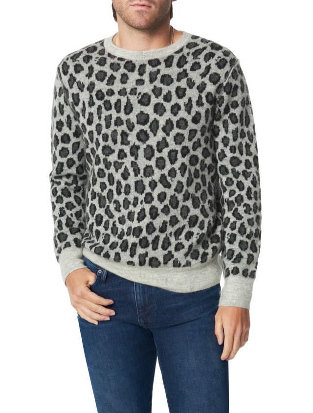 LEOPARD JACQUARD CREWNECK SWEATER LEOPARD JACQUARD CREWNECK SWEATER