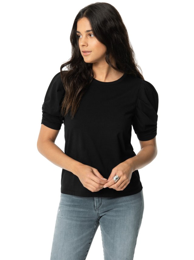 SOLID TWISTED SLEEVE TEE SOLID TWISTED SLEEVE TEE