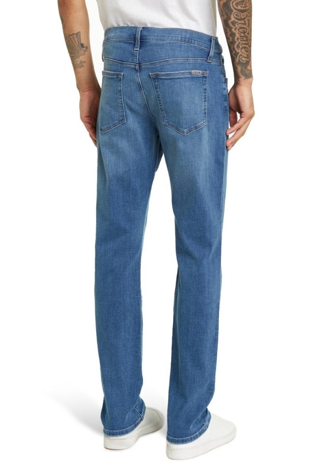 THE SLIM FIT THE SLIM FIT