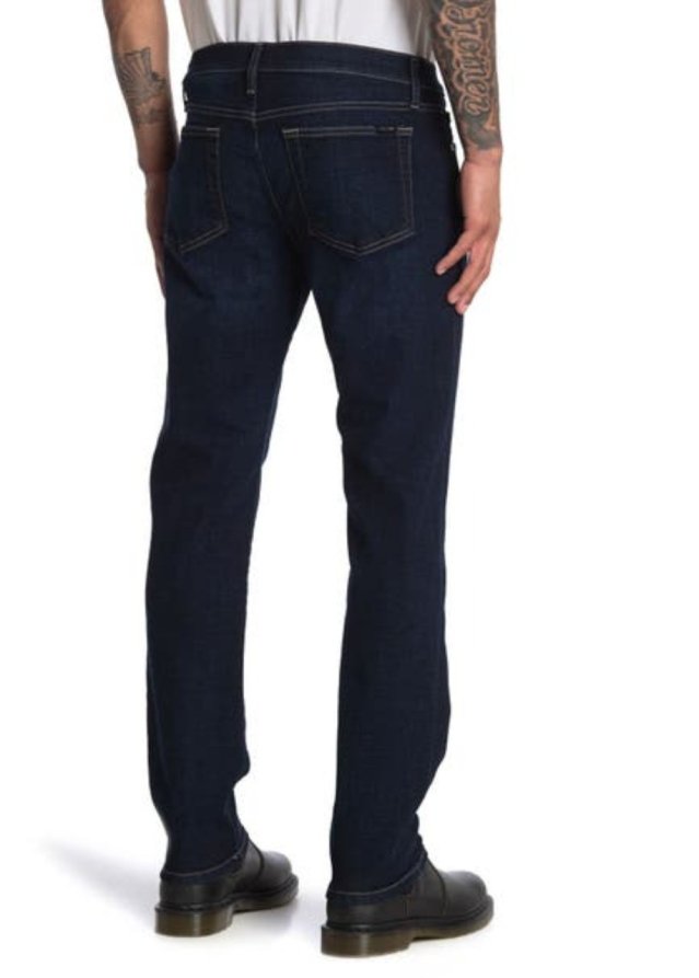THE SLIM FIT THE SLIM FIT