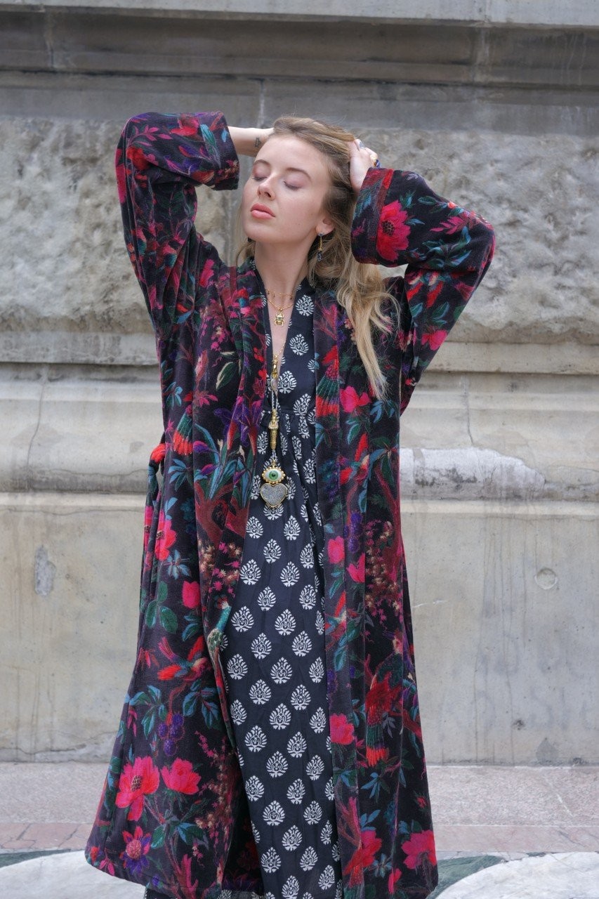 - Talia Lanz Shop
